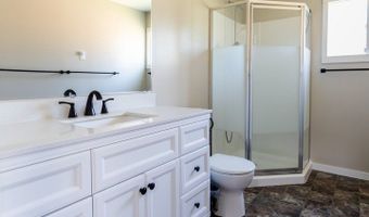 425 S Clarendon Ave, Addison, IL 60101