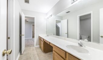 355 Old Oak, Macon, GA 31216