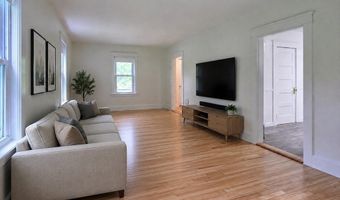 304 South St, Auburn, MA 01501