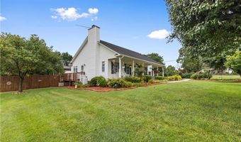 108 Camden Ct, Advance, NC 27006