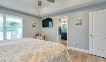 221 Little Man Dr, Boiling Springs, SC 29316