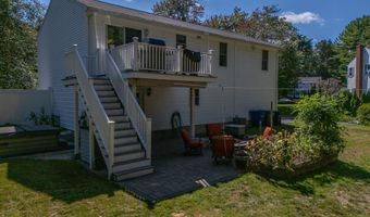 17 Wood Cove Dr, Coventry, RI 02816