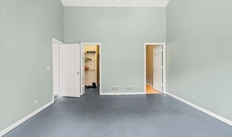 25612 W Woodlawn Ave, Antioch, IL 60002