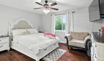 48821 Tremont Dr, Macomb, MI 48044