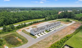 336 Legends Cir, Baxter, TN 38544