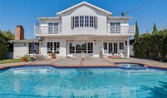 7029 Arizona Ave, Los Angeles, CA 90045