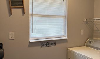 5947 Highway 2, Bascom, FL 32423