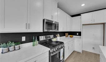 195 Vander Ridge St, Henderson, NV 89012