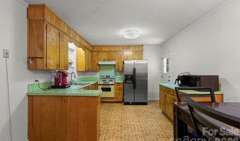 3326 Dunaire Dr, Charlotte, NC 28205