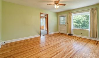 37 Taft Ave, Asheville, NC 28803
