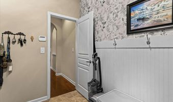 1267 Clear Stream Rdg, Auburn, GA 30011