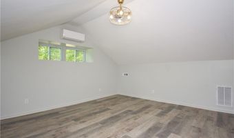 1706 SIMPSON St, Alexander City, AL 35010
