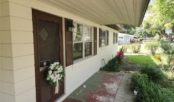 220 PINEHURST Dr, Auburndale, FL 33823