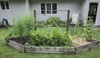 411 Augusta Rd, Belgrade, ME 04917