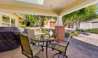 307 N Main St, Ashland, OR 97520