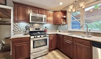511 Delaware Ave, Absecon, NJ 08201