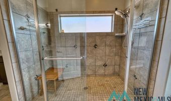 1842 Emerald Ct, Carlsbad, NM 88220