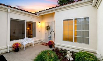 8925 Circle R View Ln, Escondido, CA 92026