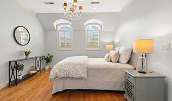 46 Porter Rd, Andover, MA 01810