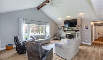 3 Blue Spruce Dr, Coventry, RI 02816