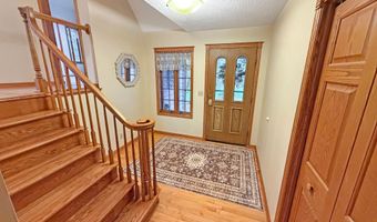 2455 Saint Croix Trl S, Afton, MN 55001