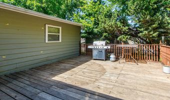 2112 Furman Dr, Ames, IA 50010