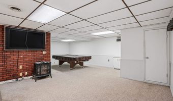 28481 Grand Ave, Aplington, IA 50604