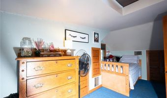 22 Harrison St, Bristol, RI 02809