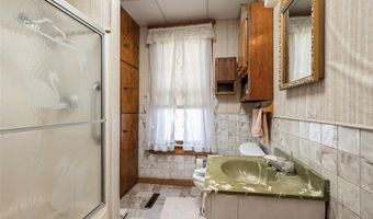 205 2nd Ave, Atkins, IA 52206