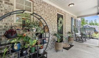 165 6th St, Auburn, GA 30011