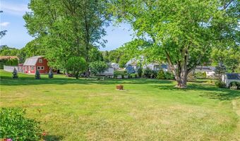 2985 Mendon Rd, Cumberland, RI 02864