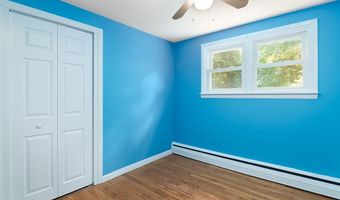 19 Waldron Ave, North Kingstown, RI 02852