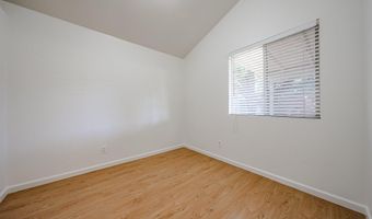 214 S RUSH Cir E, Chandler, AZ 85226