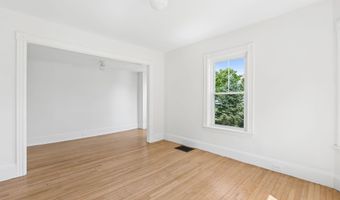 4 Washington St, Bath, ME 04530