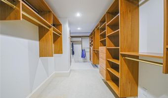 127 Cliff Dr, Narragansett, RI 02882