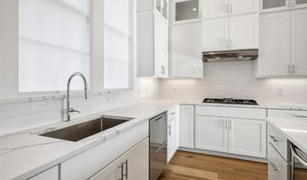 6005 Laurel Ln, Addison, TX 75001