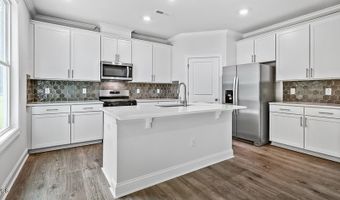 5009 Dezola St, Apex, NC 27539