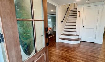 54 Isabelle Dr, Narragansett, RI 02882