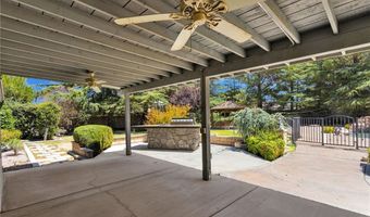 13331 Waco Dr, Apple Valley, CA 92308