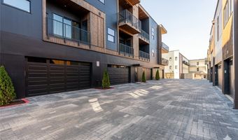 905 SE 4th St 210, Bentonville, AR 72712