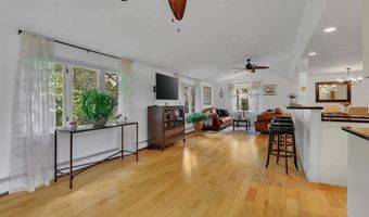 6 Beechwood Cir, Cromwell, CT 06416