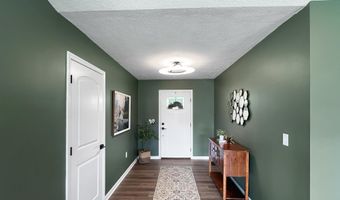 306 Wells Purdom Dr, Almo, KY 42020