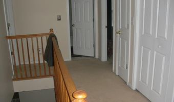 90 Monmouth Ave, Middletown, NJ 07748