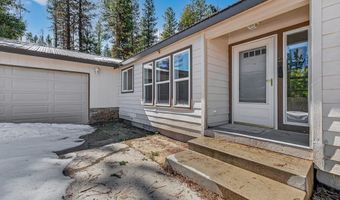 1649 Crown Point Pkwy, Cascade, ID 83611