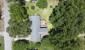 2012 Yelton Dr, Camden, SC 29020