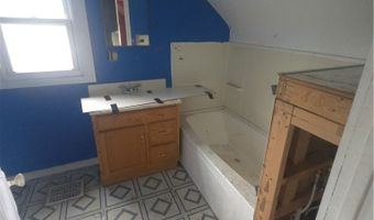 105 W Ely St, Alliance, OH 44601