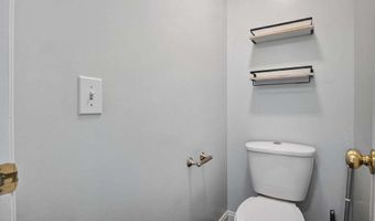 354 E Creek Bnd, Athens, GA 30605