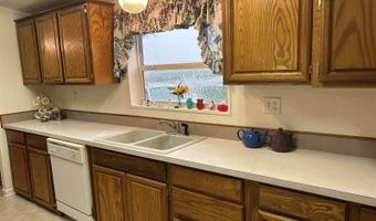 1001 N VanBuren # 5 Ave, Abilene, KS 67410