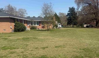 102 N Hazel Ave, Andrews, SC 29510