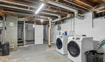 137 N 4th Ave, Beech Grove, IN 46107